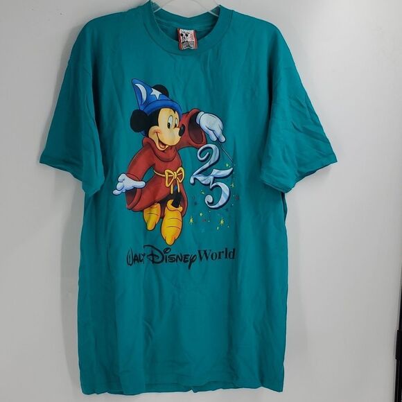Disney Tops - Disney woman tees